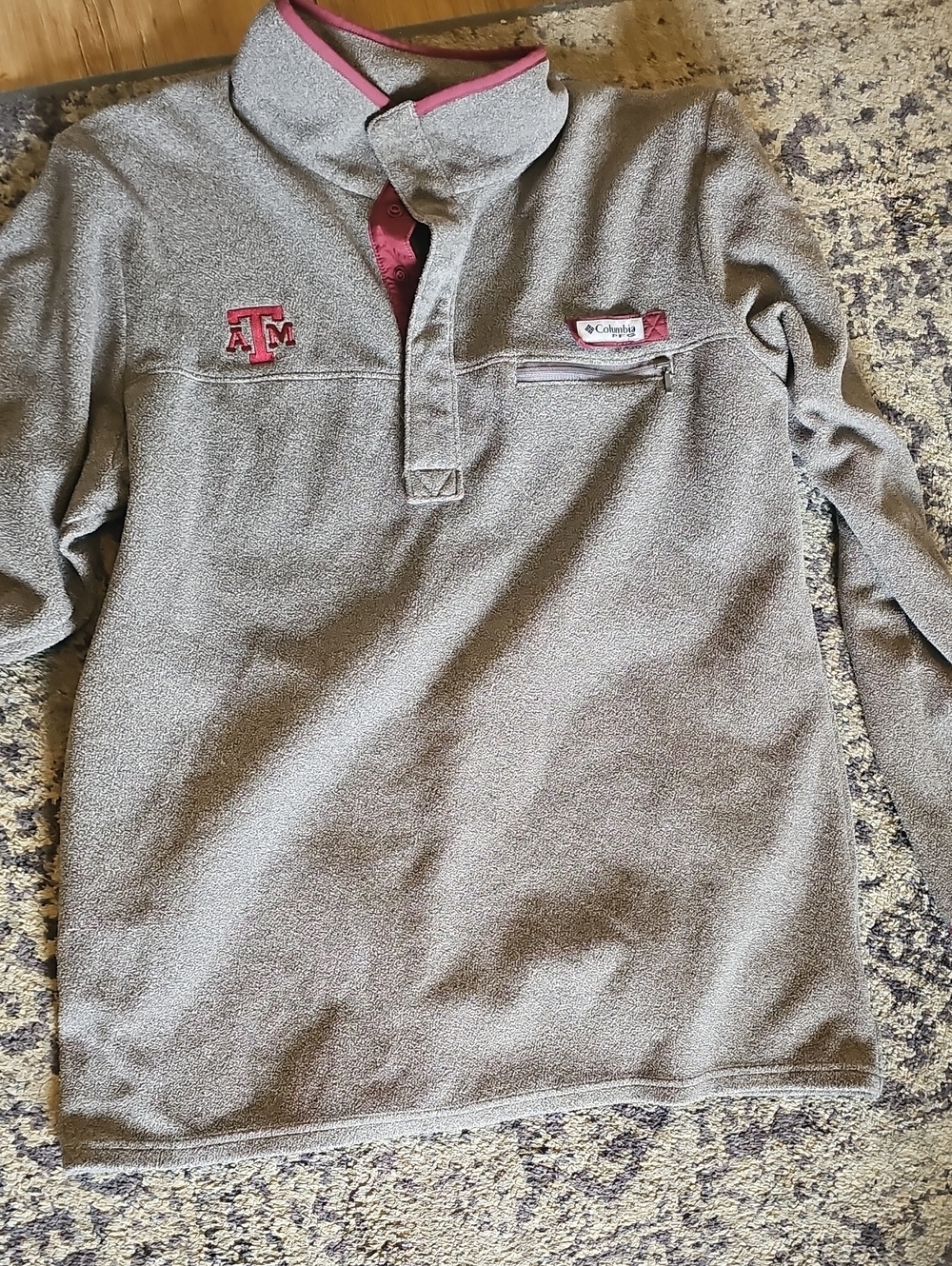 Columbia Men's  Gray Fleece Pullover with Burgundy Accents - Texas A&M